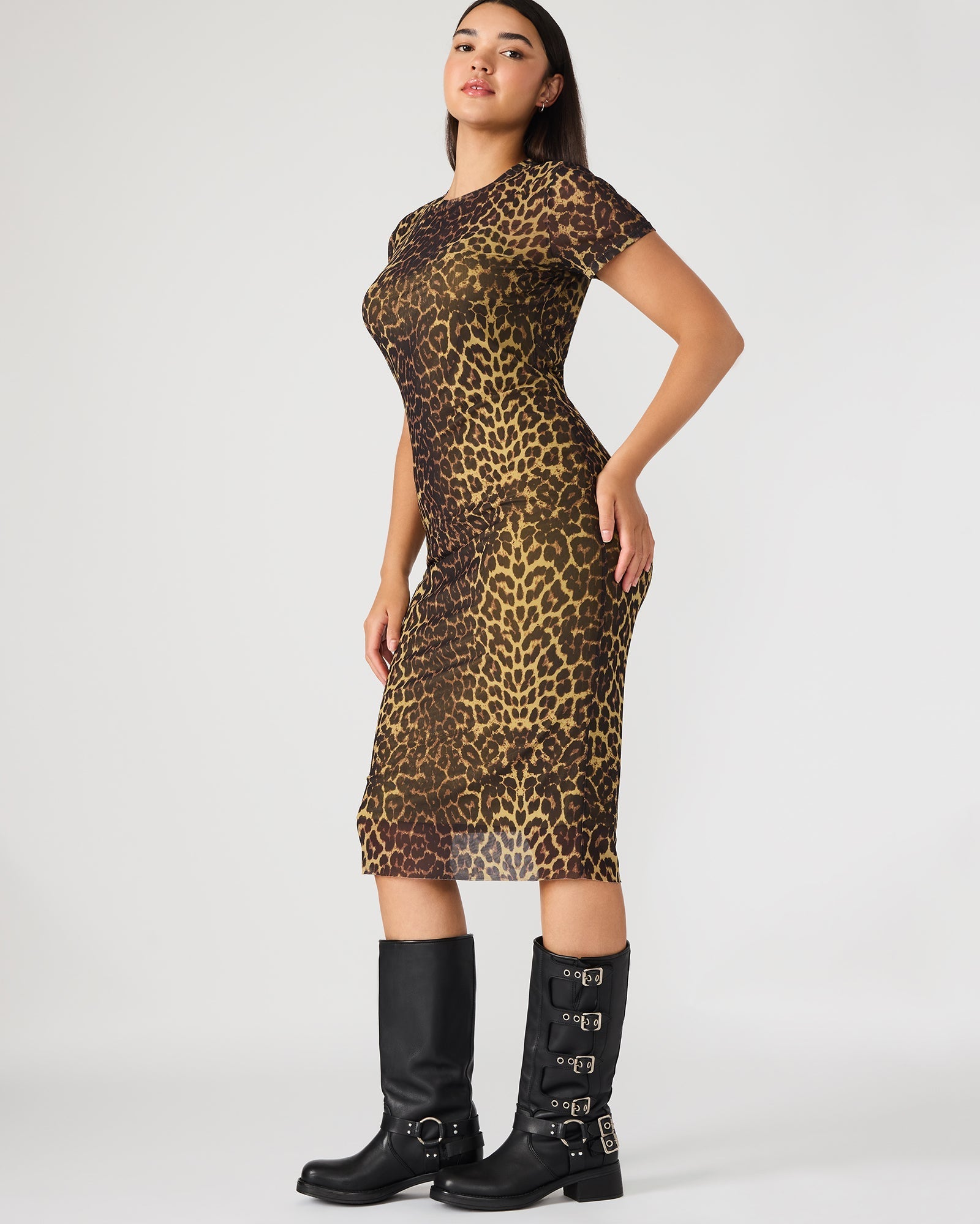 SHORT SLEEVE HAILEE DRESS HOT SPOTS PRINT