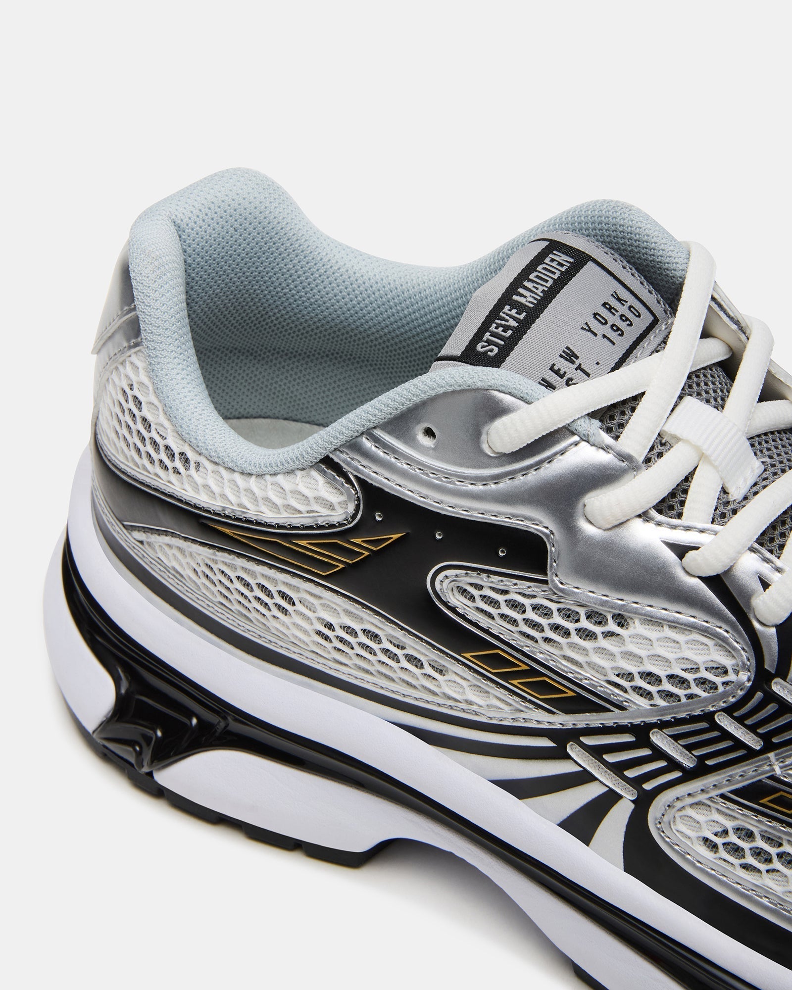 YUVAL BLACK/SILVER - SM REBOOTED