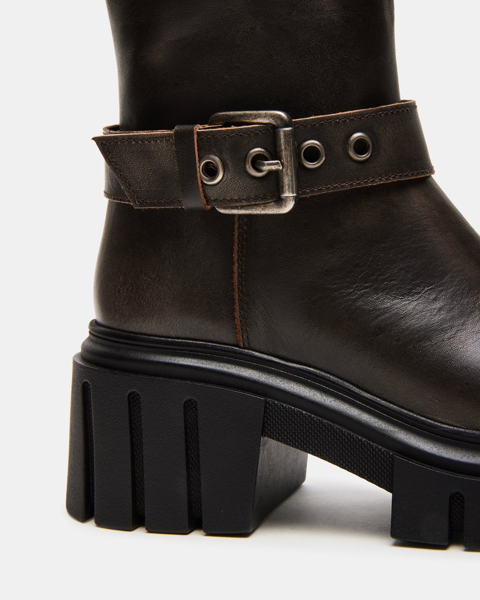 BRIGADE BROWN DISTRESSED